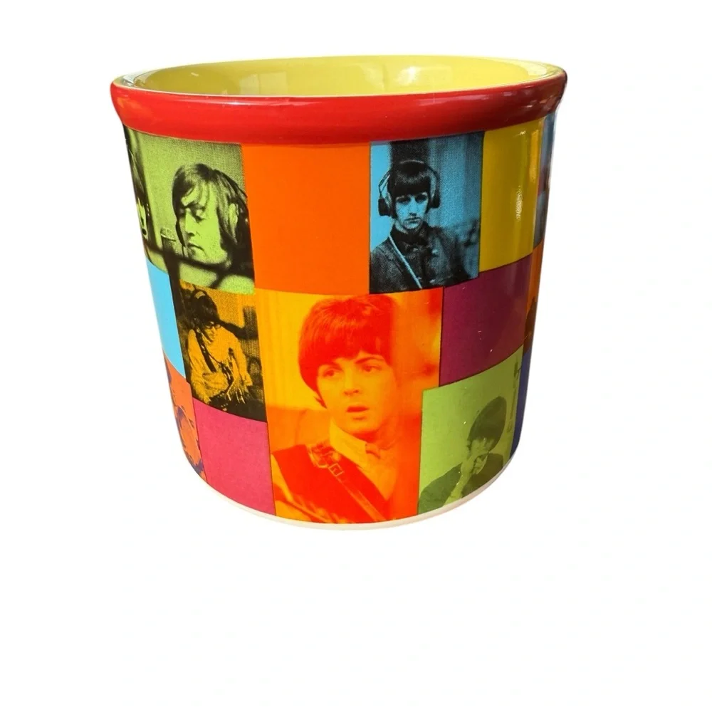 VINTAGE THE BEATLES 2001 APPLE CORPS VANDOR COLOR BLOCK COFFEE MUG